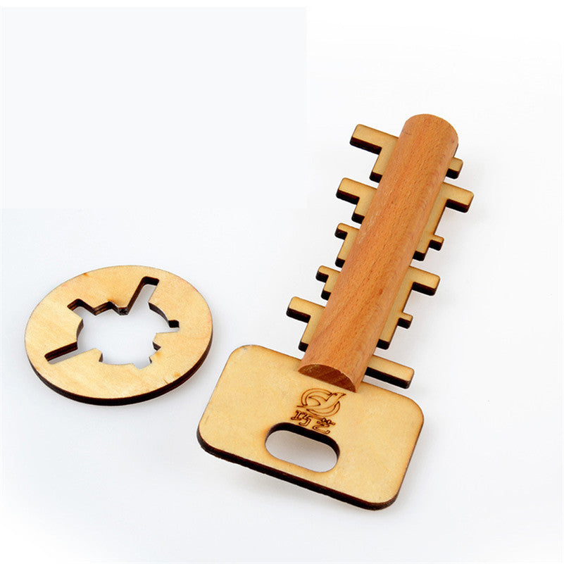 Wooden  Unlock Puzzle Toy